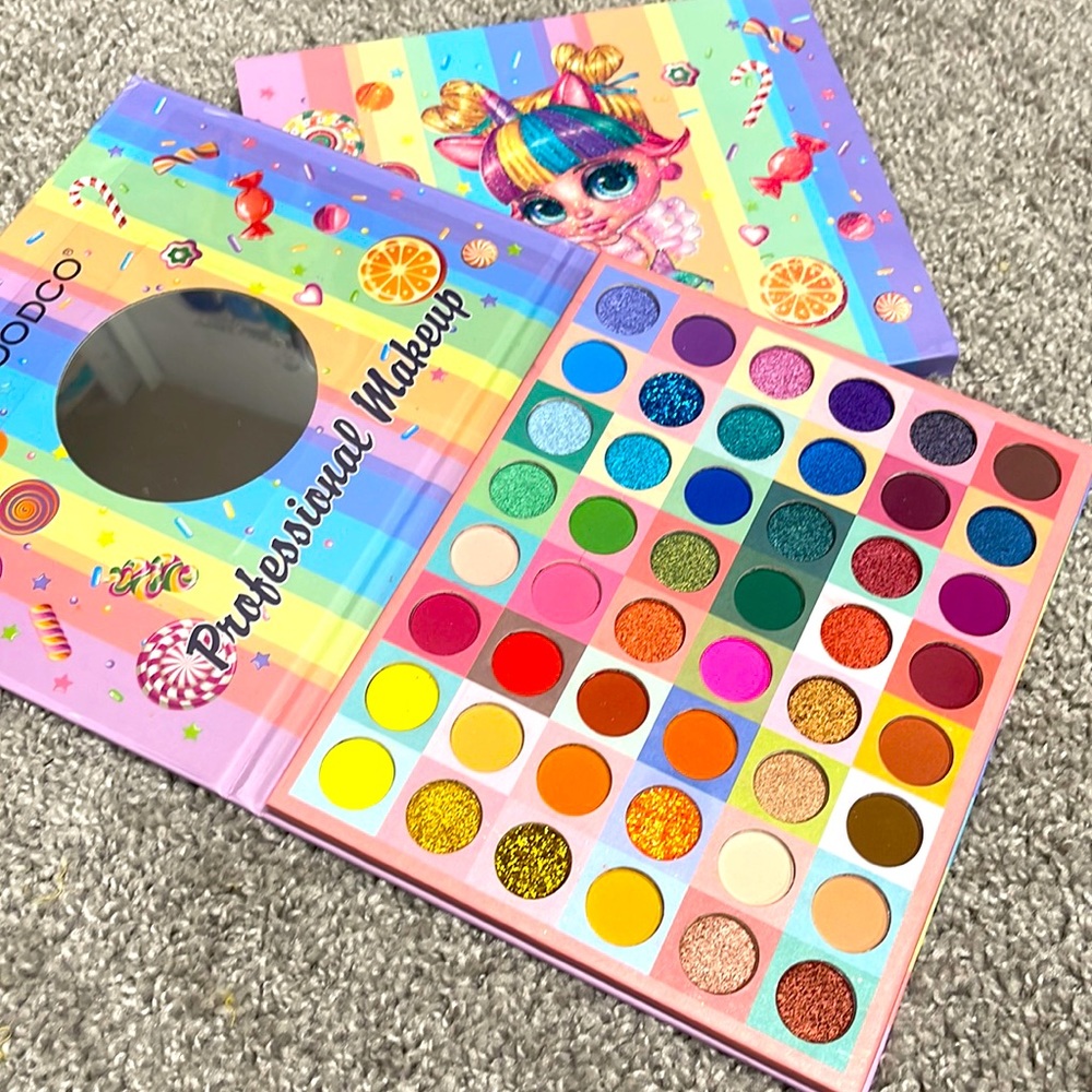 Eye Shadow Palette 48 Colors Matte
Glitter High Quality Pigmented